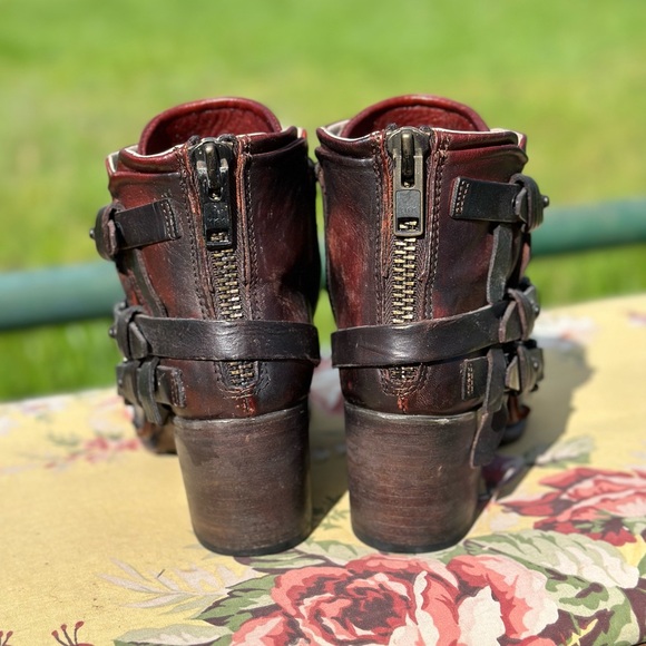 Freebird “Circe” in rust/ size 8 - Picture 3 of 5
